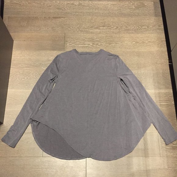 ā¤Host Pick⤠lululemon lifted balance long sleeve top - NWT - Picture 2 of 5